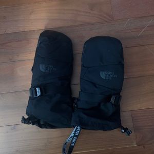 North Face Snowboarding Mittens 35$ obo
